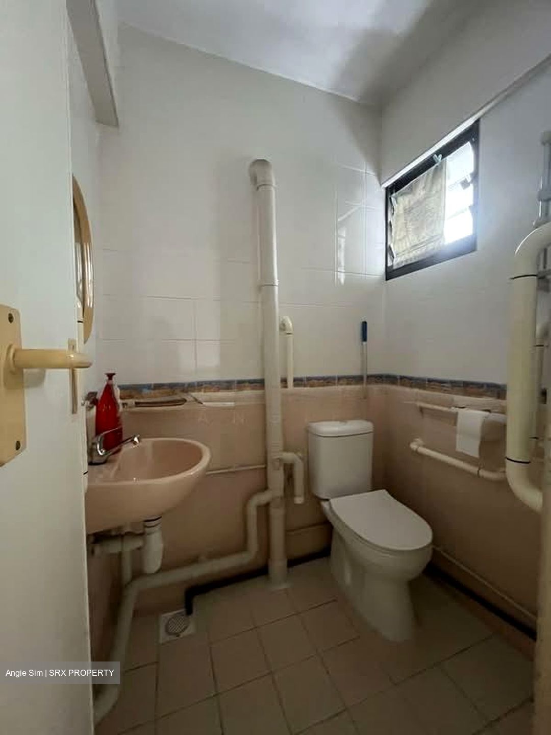 Blk 131 Yio Chu Kang Ville (Ang Mo Kio), HDB 4 Rooms #573085361